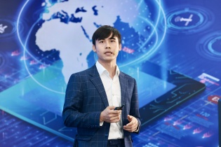 Vàng có thể lên 5.000 USD/ounce năm 2026, nhưng vị thế USD vẫn không thể thay thế