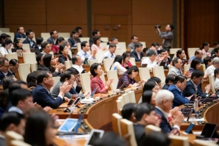 Thống nhất một bộ sách, cấp miễn phí sách giáo khoa từ năm 2026