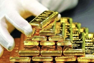 Vàng tăng 1,5 triệu đồng/lượng, chuyên gia dự báo giá tiếp tục tăng tuần tới