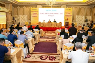 ĐHCĐ Nam A Bank ngày 23/3: Sớm niêm yết và chốt room ngoại