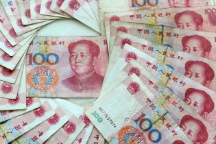 Đồng nhân dân tệ tiếp tục mất giá khi thương chiến Mỹ Trung leo thang