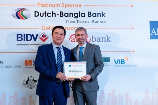 Ngân hàng Việt đầu tiên nhận giải Ngân hàng xanh của ADB