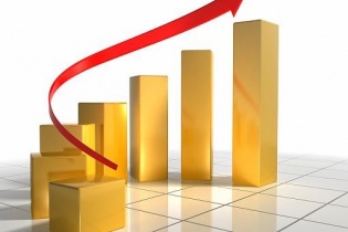 Vàng sắp phá đỉnh 9 năm trước, rủi ro cho nhà đầu tư trong nước