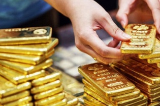 Vàng trong nước lao dốc, thế giới được dự báo tăng tuần này