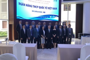 Gần 1 tỷ cổ phiếu VIB chính thức niêm yết trên sàn HoSE