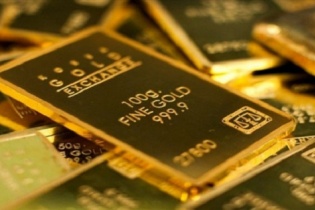 Vàng dự báo giảm tuần này, USD giảm nhẹ