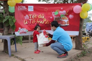 Home Credit được NHNN trao bằng khen vì đóng góp tích cực cho cộng đồng