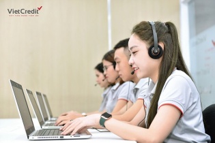 Lợi nhuận công ty tài chính sụt giảm do dự phòng tăng