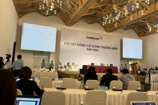 ĐHĐCĐ Eximbank thường niên 2022 bất thành 