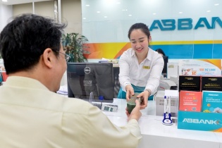 ABBank thực hiện 50% kế hoạch lợi nhuận nửa đầu năm nhờ giảm dự phòng