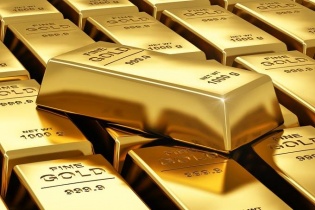 Vàng giảm thêm phiên đầu tuần khi USD tăng mạnh