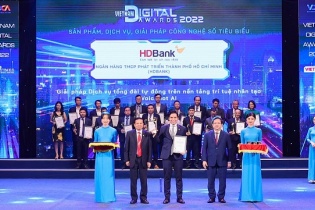 Đẩy mạnh chuyển đổi số, HDBank đạt giải thưởng Chuyển đổi số Việt Nam 2022