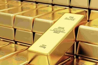 Vàng quốc tế lao dốc, giá SJC vẫn neo 67,3 triệu đồng/lượng 