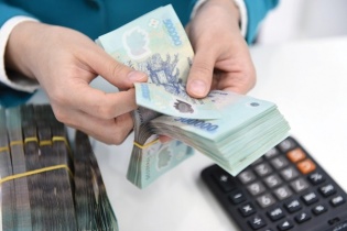 Ngân hàng mạnh tay chia cổ tức bằng tiền mặt