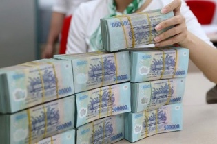 Shinhan Bank: Ngân hàng Nhà nước duy trì chính sách tiền tệ nới lỏng hỗ trợ tăng trưởng kinh tế 