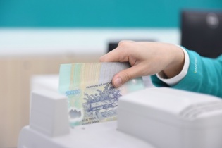 ABBank tham vọng lợi nhuận trước thuế tăng 131% trong năm 2025, chưa chia cổ tức