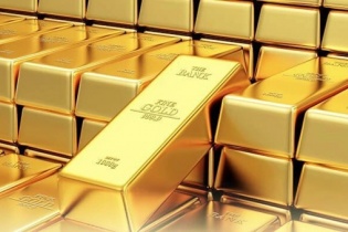 Vàng quốc tế biến động, giá vàng SJC không đổi 