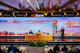 ĐHCĐ HDBank: Mục tiêu lợi nhuận tăng 41%, chia cổ tức 30%
