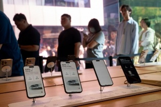 Microsoft yêu cầu nhân viên tại Trung Quốc chỉ được dùng iPhone để làm việc