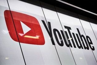 YouTube cho phép người dùng yêu cầu xóa video giả được tạo bằng AI