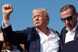 Tài sản của ông Donald Trump tăng vọt sau vụ ám sát hụt