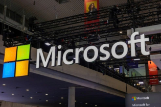 Microsoft được cấp bằng sáng chế màn hình gập không nếp gấp