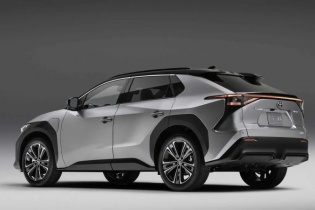 Toyota đổi chiến lược đặt tên xe điện để thu hút người tiêu dùng