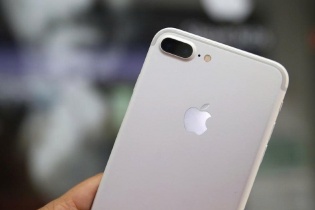 Người dùng iPhone 7 Plus, iPhone 8 lưu ý: Apple vừa đưa ra quyết định quan trọng