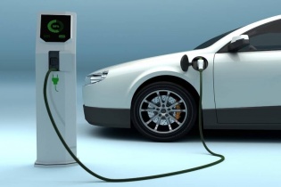 Lượng xe ô tô điện bán ra trên toàn cầu vượt mốc 10 triệu xe