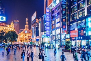 Trung Quốc “hắt hơi”, các thị trường toàn cầu có dấu hiệu “cảm cúm”