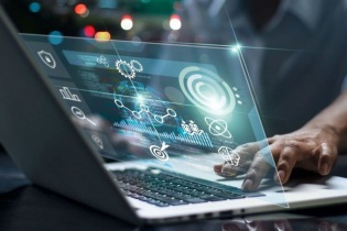 Quỹ ngoại PYN Elite đã chốt lời cổ phiếu công nghệ FPT, CMG