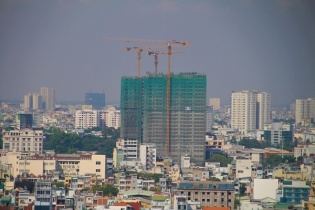 TP.HCM khuyến nghị tạm ngưng thi công các công trình để chống dịch