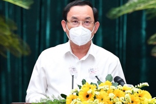 TP.HCM giữ nguyên mục tiêu tăng trưởng GRDP năm 2022 đạt 6 - 6,5%