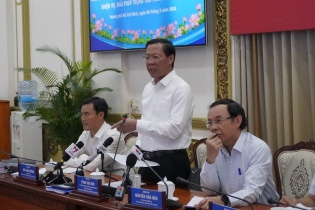 Chủ tịch UBND TP.HCM Phan Văn Mãi: Kinh tế dần hồi phục, lo nhất là đầu tư công