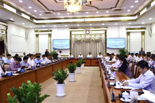 Tháng 4/2024, kinh tế TP.HCM duy trì tăng trưởng tốt, nhưng chưa có cú hích đủ mạnh