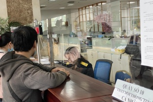 Hơn 43% công chức ở TP.HCM sẵn sàng rời công việc nếu có cơ hội