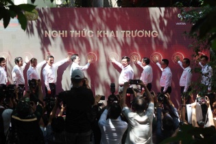 Khai trương Trung tâm báo chí phục vụ Lễ kỷ niệm 50 năm Ngày Giải phóng miền Nam