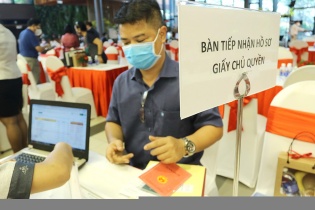 TP.HCM gỡ vướng, cấp sổ hồng cho hơn 63.800 căn hộ