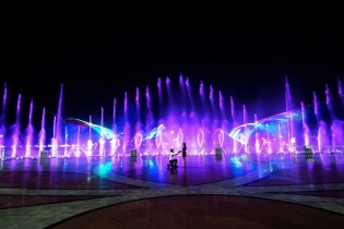 Thăng hoa với bối cảnh cầu hôn lãng mạn, tráng lệ  tại Van Phuc City