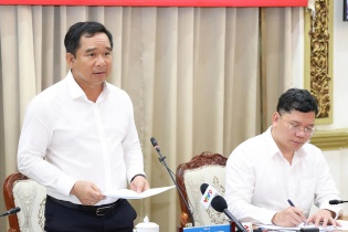 Doanh nghiệp rời thị trường tăng, Chủ tịch UBND TP.HCM yêu cầu tiếp tục cắt giảm thủ tục