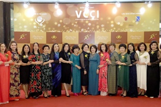 Nữ doanh nhân hội tụ Nữ doanh nhân hội tụ