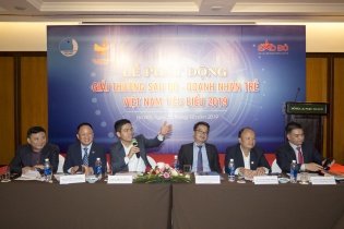 Doanh nhân Nguyễn Tuấn Hải: “Nếu con tôi vẫn được gọi là con ông Hải thì chưa thể ứng cử doanh nhân Sao Đỏ được”