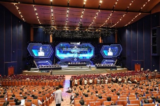Industry 4.0 Summit 2021 sẽ có 10 hội thảo chuyên đề, kéo dài 1 tháng