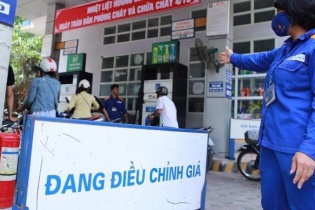 Tổ Điều hành trong nước đề nghị giảm một số loại thuế trong cơ cấu giá xăng dầu