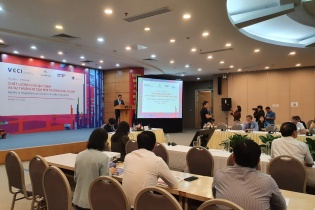 Doanh nghiệp tố quy định chồng chéo, đề nghị VCCI gửi lên Chính phủ