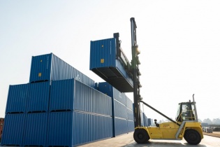 Zion chung mâm với AliPay; Novaland được bán Aqua City Đồng Nai; Hòa Phát bán vỏ container
