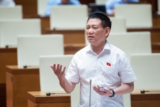Bộ trưởng Bộ Tài chính đề nghị Ủy ban Thường vụ Quốc hội giải thích luật 