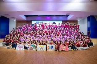 Gen Z tự xây những lớp học ngoài sách giáo khoa