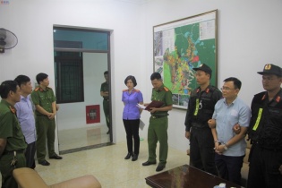 Bắt Phó trưởng phòng Tài nguyên và Môi trường TP. Điện Biên Phủ