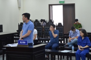 Cựu Chủ tịch Chứng khoán SME và đồng phạm lừa đảo gần 300 tỷ đồng